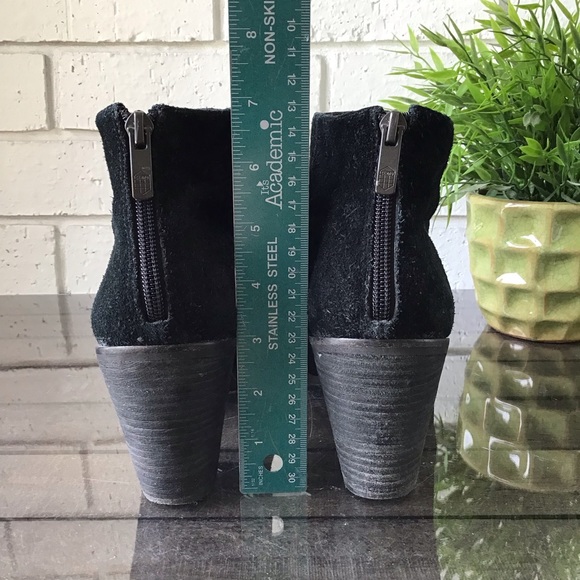 Vince Camuto Graysen Black Suede Ankle Booties - Picture 7 of 11